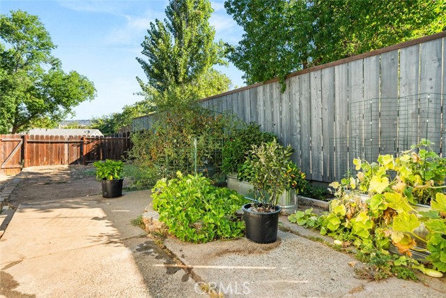 2870 Orange Avenue, Oroville CA: https://media.crmls.org/medias/0eec54c7-7055-4a3c-9779-12dd11affe52.jpg
