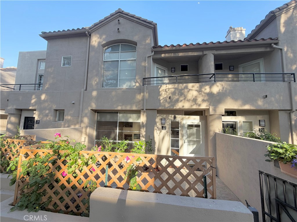 27 Tradewinds