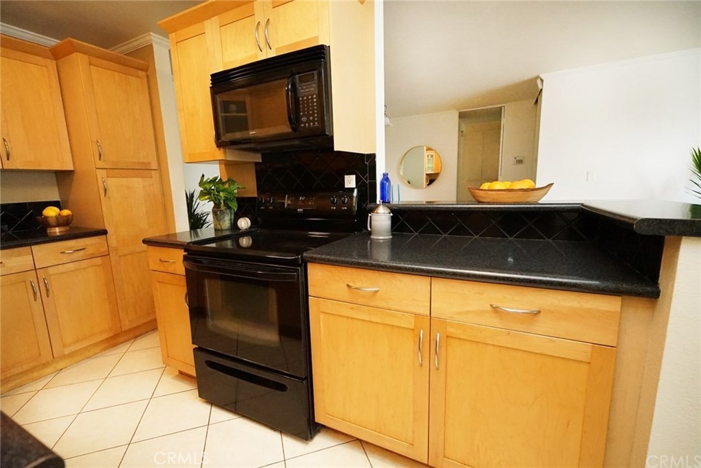 6542 Ocean Crest Drive C114