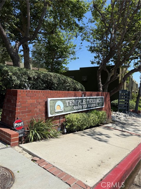 898 Temple, Los Angeles CA: https://media.crmls.org/medias/0eedfa28-90ab-460f-ba4a-2b23271c1e8f.jpg