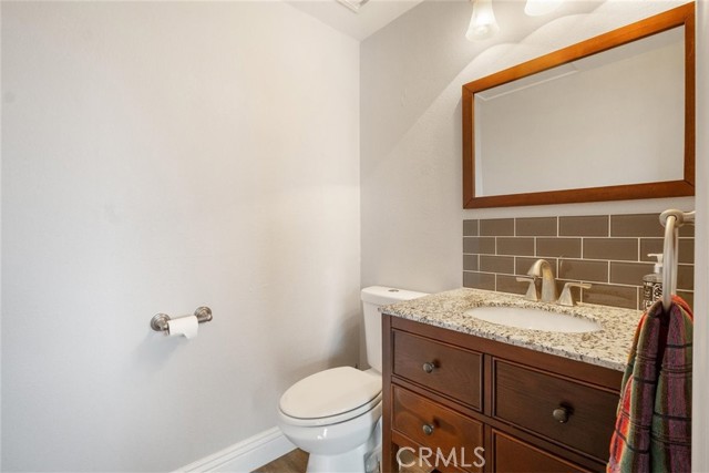 5088 San Jacinto Circle West, Fallbrook CA: https://media.crmls.org/medias/0eee45be-a19a-4c0e-91f5-0949ac362131.jpg