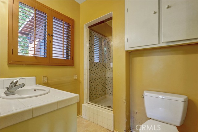 Detail Gallery Image 13 of 24 For 14813 Hartsook, Sherman Oaks,  CA 91403 - 2 Beds | 2 Baths