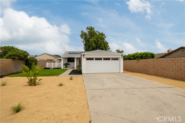 Image 6 of 29 For 4816 Baca Avenue