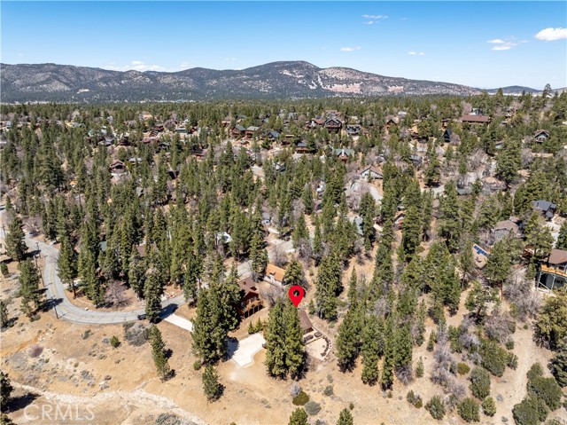 43485 Colusa Drive, Big Bear Lake CA: https://media.crmls.org/medias/0eefbf39-d544-46a7-9efc-e290823f1e71.jpg