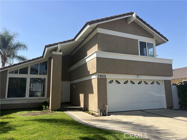 Detail Gallery Image 1 of 17 For 14101 Moore Ct, Irvine,  CA 92606 - 4 Beds | 2/1 Baths