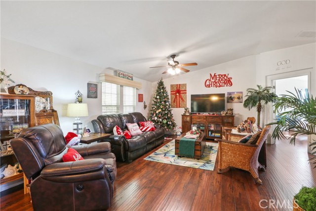 Detail Gallery Image 4 of 22 For 1630 S Barranca Ave #173,  Glendora,  CA 91740 - 3 Beds | 2 Baths