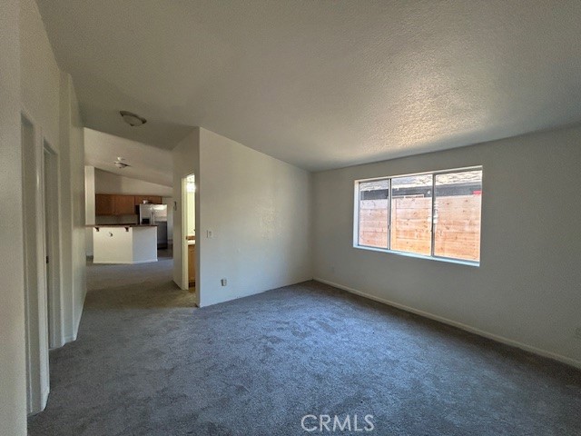 443 Holmes Lane, Sugarloaf CA: https://media.crmls.org/medias/0ef130a2-89b7-4970-9ddf-c9a9861cc0cc.jpg