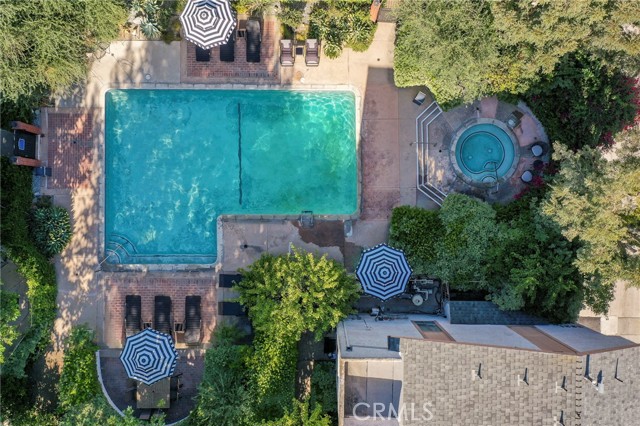 Detail Gallery Image 21 of 25 For 5327 Coldwater Canyon Ave #D,  Sherman Oaks,  CA 91401 - 2 Beds | 2/1 Baths