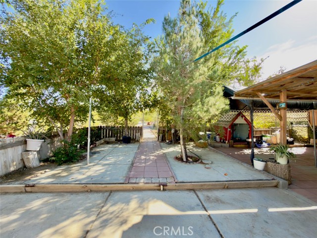 40912 168th E, Lancaster CA: https://media.crmls.org/medias/0ef27a7d-d87b-4234-872a-485cc17795a0.jpg