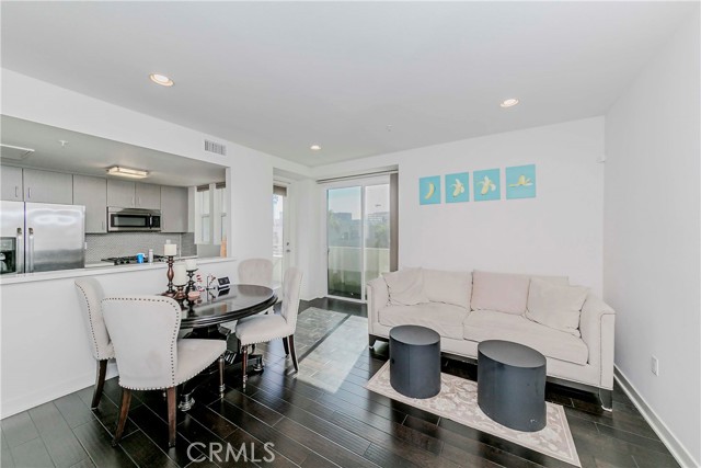 Detail Gallery Image 12 of 39 For 436 S Virgil Ave #403,  Los Angeles,  CA 90020 - 2 Beds | 2 Baths