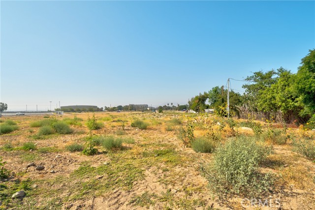 0 E 5th Street, San Bernardino CA: https://media.crmls.org/medias/0ef2bbe6-d2a0-49e9-9811-c449e744b1dd.jpg