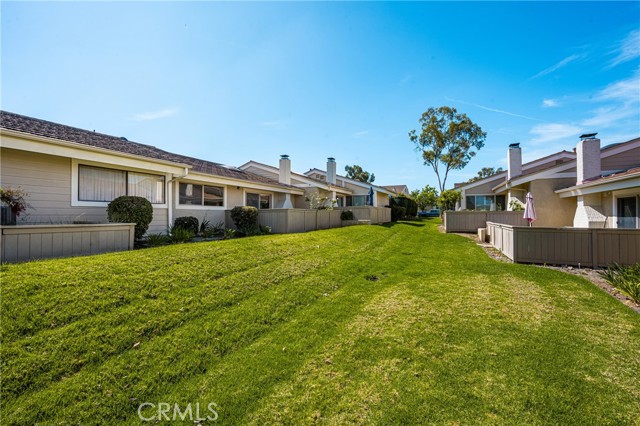 Detail Gallery Image 39 of 66 For 16 Driftwood #24,  Irvine,  CA 92604 - 2 Beds | 2 Baths