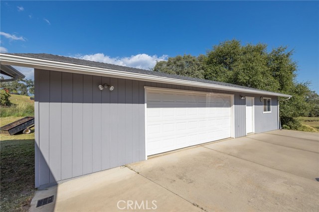 4372 Woodview Lane, Mariposa CA: https://media.crmls.org/medias/0ef37cb2-3db6-4025-ace5-b8158db199f0.jpg