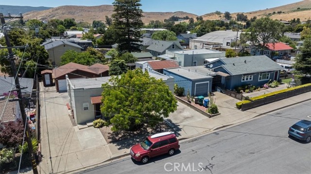 Detail Gallery Image 28 of 36 For 1417 Carmel St, San Luis Obispo,  CA 93401 - 2 Beds | 2 Baths