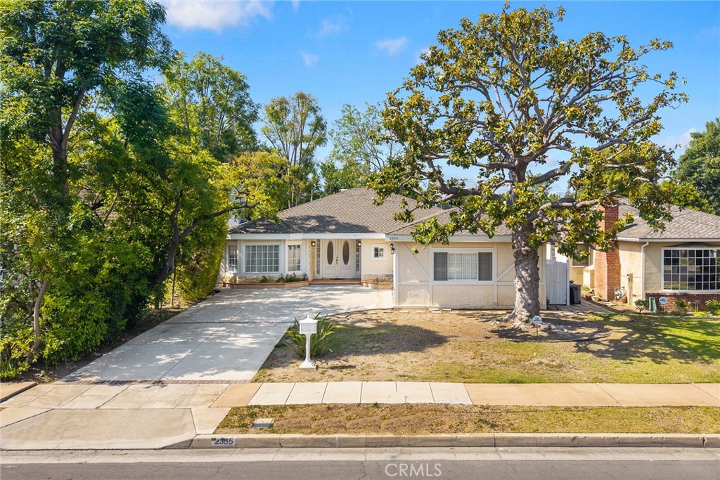 2355 Longden Drive