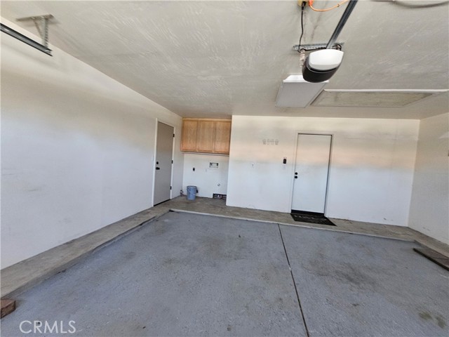 Detail Gallery Image 31 of 34 For 516 Sun Rose Ave, Bakersfield,  CA 93308 - 3 Beds | 2 Baths