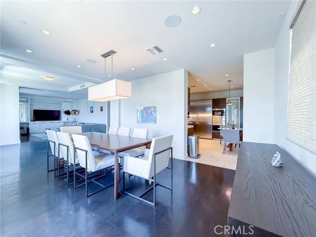 443 N Palm Drive, Beverly Hills CA: https://media.crmls.org/medias/0ef7f9d2-6f83-40cd-90f7-c45e3822acfb.jpg