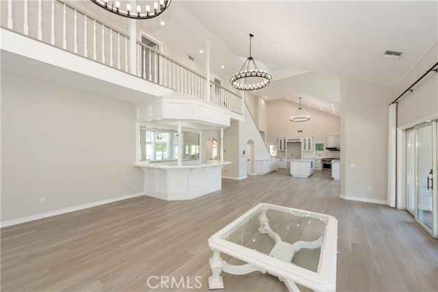 2836 N Kingsgate Drive, Orange CA: https://media.crmls.org/medias/0ef8a2e9-0039-4661-a0ad-d50fc736db7c.jpg