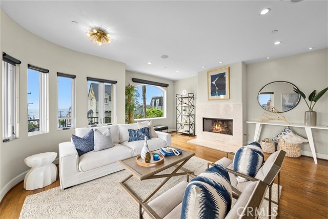 Main living room with fireplace