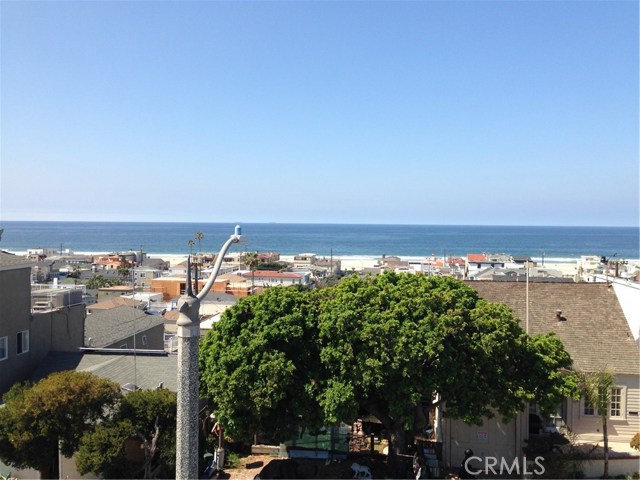 1820 Manhattan Avenue, Hermosa Beach, California 90254, ,Residential Income,Sold,Manhattan,PW17057688