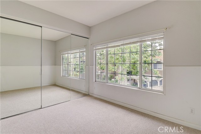 22 Matisse Circle, Aliso Viejo CA: https://media.crmls.org/medias/0efae5d4-1660-4e51-8a3a-50bcd9123111.jpg