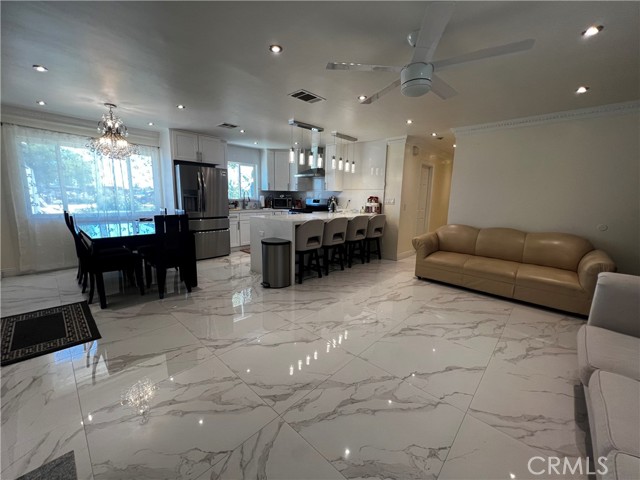 41060 158th E Street, Lake Los Angeles CA: https://media.crmls.org/medias/0efbcc50-3347-413b-806c-94fb5a018d76.jpg