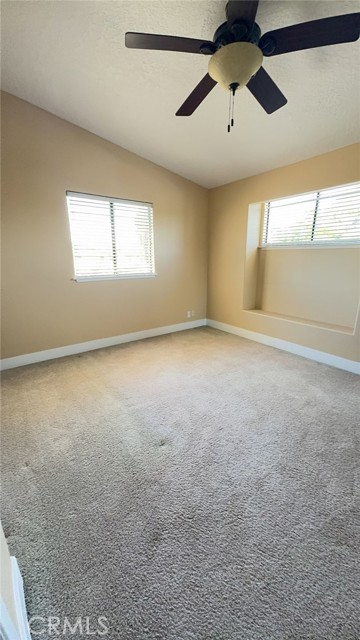 22547 Cascade, Canyon Lake CA: https://media.crmls.org/medias/0efc72f7-1af2-4935-bfef-bfd73c66087a.jpg