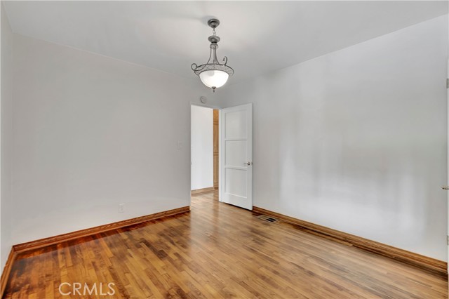 Detail Gallery Image 16 of 28 For 786 S Spanish Oak Ln, La Puente,  CA 91746 - 3 Beds | 1/1 Baths