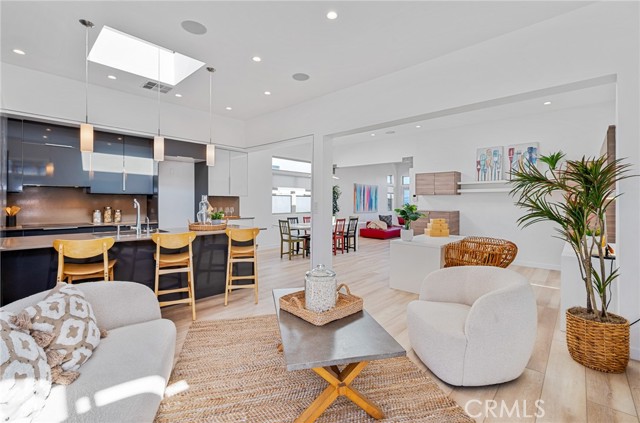 Detail Gallery Image 18 of 68 For 726 West 37th Street, San Pedro,  CA 90731 - – Beds | – Baths