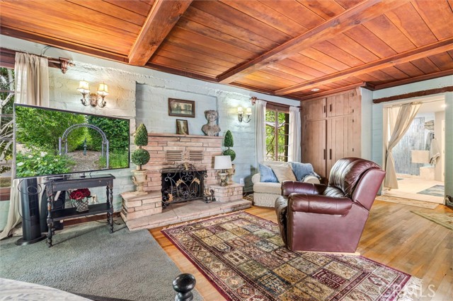 Image 15 of 43 For 5729 Grandview Avenue