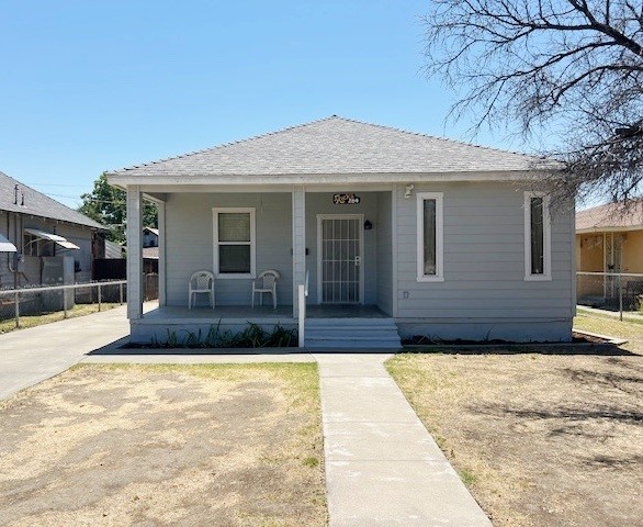 Detail Gallery Image 1 of 1 For 284 E Birch Ave, Coalinga,  CA 93210 - 4 Beds | 2/1 Baths