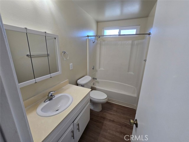 Detail Gallery Image 12 of 12 For 341 Unit C Woodland Pl #C,  Costa Mesa,  CA 92627 - 2 Beds | 1 Baths