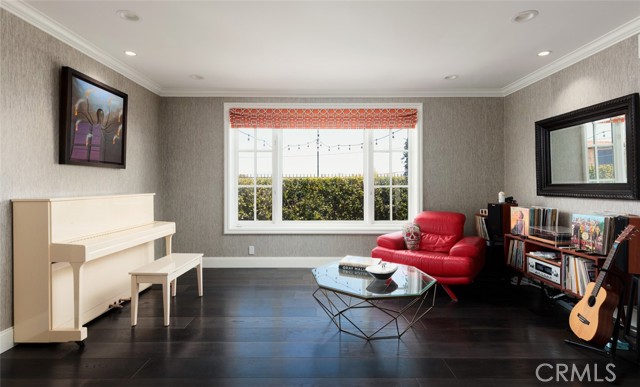 Detail Gallery Image 14 of 69 For 125 Kings Pl, Newport Beach,  CA 92663 - 5 Beds | 6/1 Baths