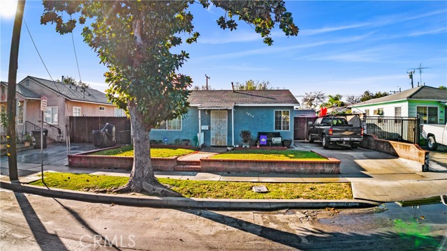 Detail Gallery Image 1 of 1 For 3024 E Sawyer St, Long Beach,  CA 90805 - 3 Beds | 1 Baths