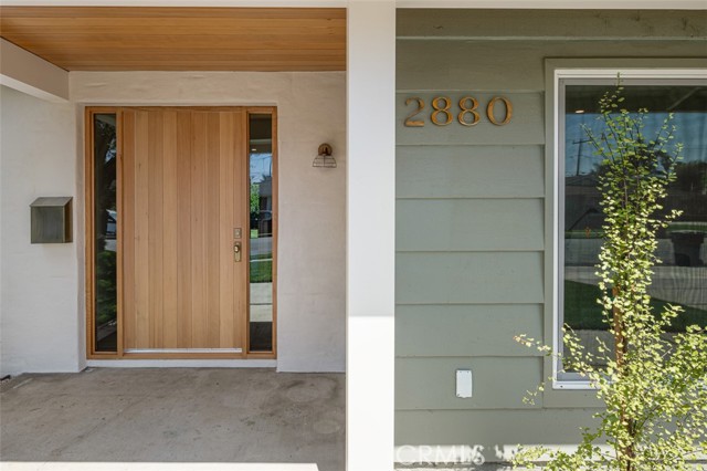 Detail Gallery Image 2 of 54 For 2880 Club House Rd, Costa Mesa,  CA 92626 - 5 Beds | 2/1 Baths