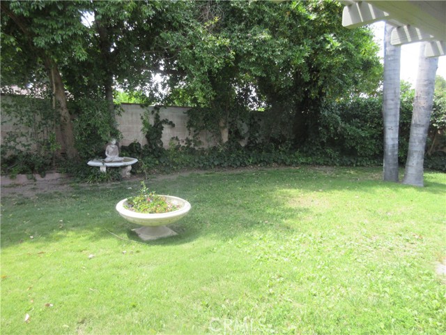 8447 Fullbright Avenue, Winnetka CA: https://media.crmls.org/medias/0f00cdc0-1f34-4039-854d-48277f9f2164.jpg