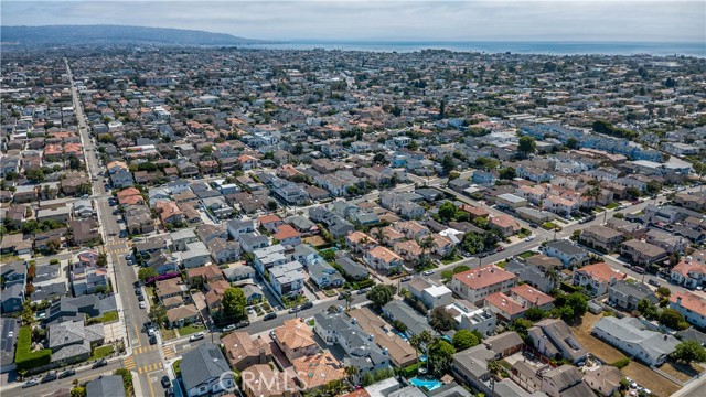 Detail Gallery Image 20 of 21 For 2015 Perry Avenue, Redondo Beach,  CA 90278 - – Beds | – Baths