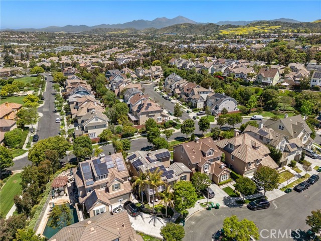 18 Duskywing, Ladera Ranch CA: https://media.crmls.org/medias/0f02b048-b3db-493f-a009-b25c9af2df1d.jpg