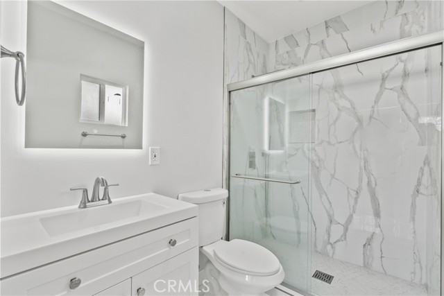 Detail Gallery Image 53 of 59 For 9559 9561 Natick Ave, North Hills,  CA 91343 - 5 Beds | 4 Baths