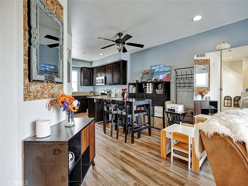 MLS #SB25240473 image #5