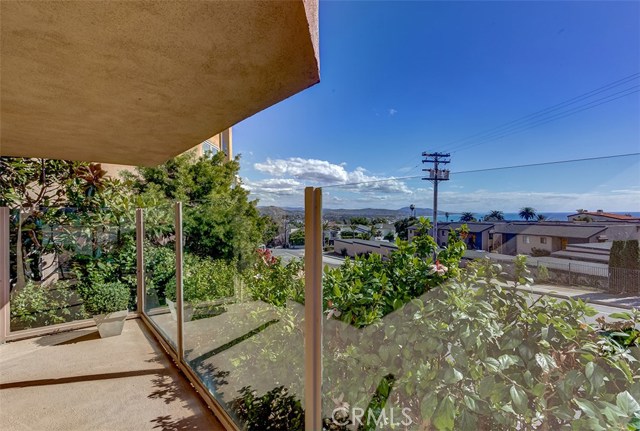 Detail Gallery Image 25 of 51 For 24352 Vista Point Ln, Dana Point,  CA 92629 - 2 Beds | 2/1 Baths