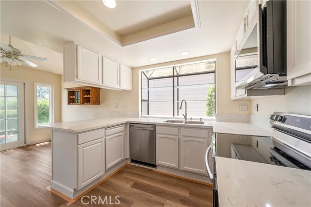 28147 Alava, Mission Viejo CA: https://media.crmls.org/medias/0f0465d8-6b52-486f-94aa-7d5193bc1acd.jpg