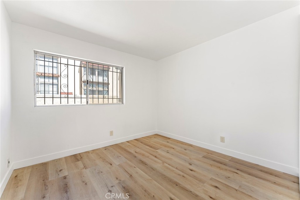 MLS #CV25245053 image #14