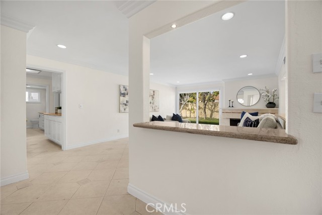 Detail Gallery Image 7 of 47 For 6781 Bridgewater, Huntington Beach,  CA 92647 - 4 Beds | 2 Baths