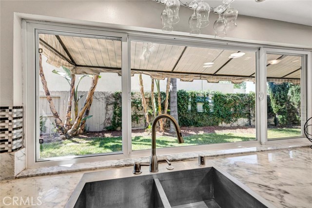 Detail Gallery Image 9 of 45 For 22702 Islamare, Lake Forest,  CA 92630 - 4 Beds | 2/1 Baths