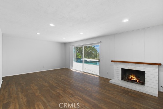 Detail Gallery Image 5 of 12 For 5641 Camino Real, Jurupa Valley,  CA 92509 - 3 Beds | 2 Baths