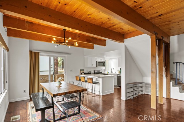 Detail Gallery Image 8 of 39 For 1803 Nob Hill Dr, Running Springs,  CA 92382 - 3 Beds | 2 Baths