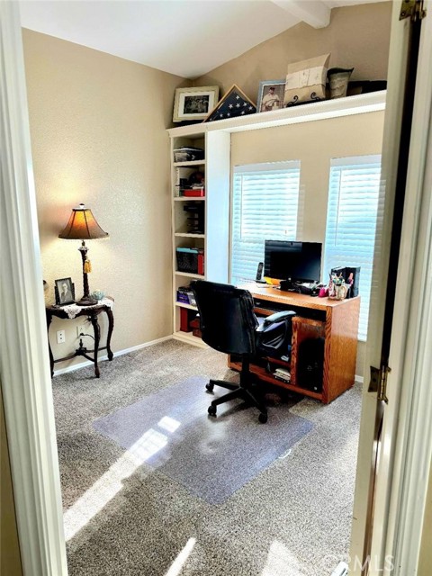 Detail Gallery Image 12 of 22 For 21851 Newland St. #82,  Huntington Beach,  CA 92646 - 4 Beds | 2 Baths