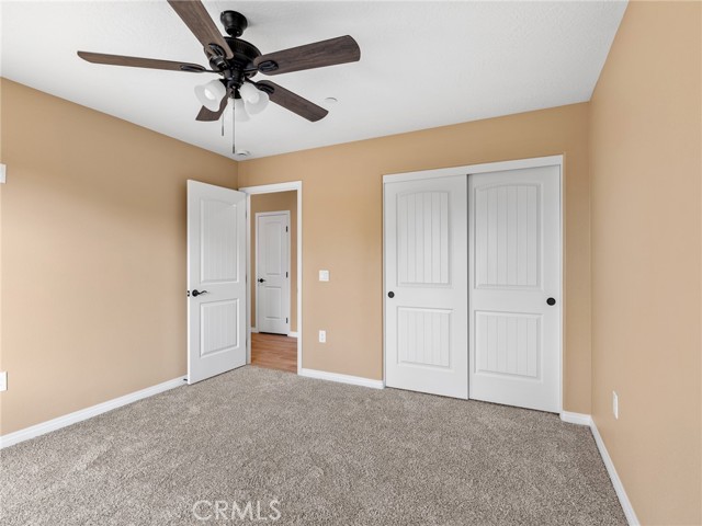 13835 Burning Tree Drive, Victorville CA: https://media.crmls.org/medias/0f09c0ab-3db7-4257-8c2e-cbcd05254422.jpg