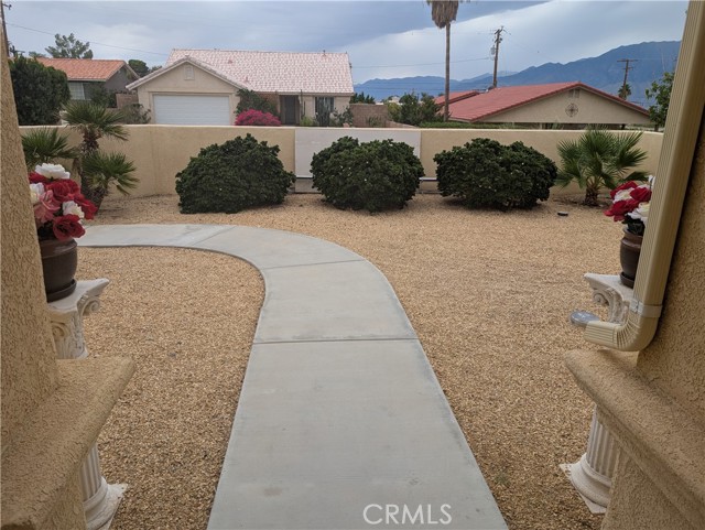 Detail Gallery Image 2 of 10 For 66026 Avenida Cadena, Desert Hot Springs,  CA 92240 - 4 Beds | 2 Baths